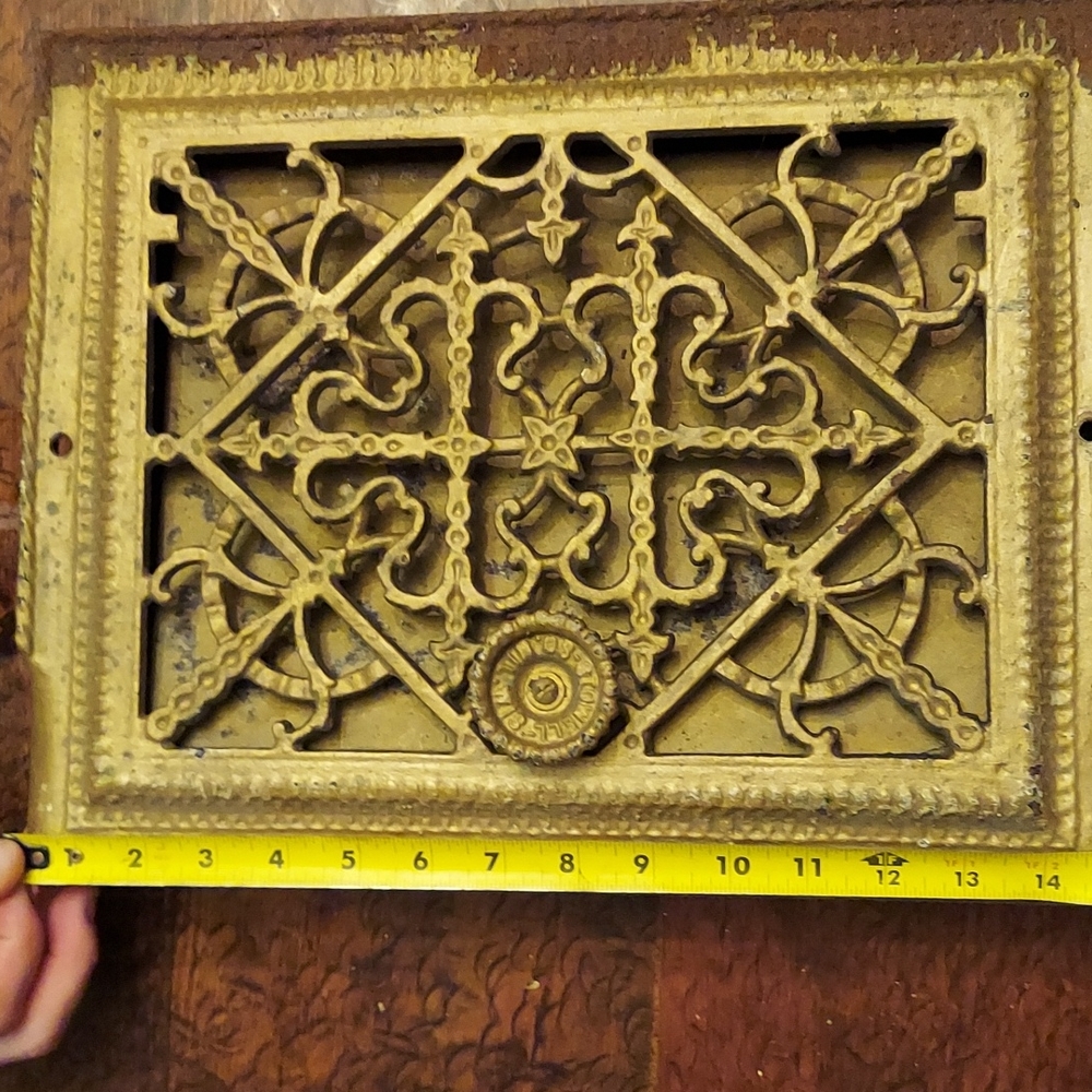 Vintage grate